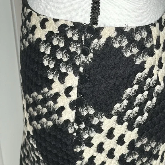 Houndstooth Express A-Line Wool Skirt - Picture 5 of 9